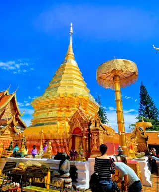 Den magischen Wat Phra That Doi Suthep besuchen